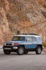 Toyota FJ Cruiser 2012 года